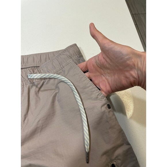 Vuori ripstop beige/taupe pants with drawstrings size Small - Picture 6 of 11